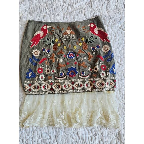 Umgee Lace Hem Embroidered Birds and‎ Floral Artsy Mini Skirt Women Size M Olive - Picture 1 of 5